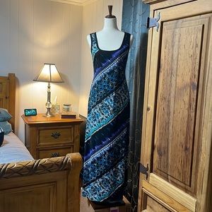 Gorgeous lightweight maxi dress